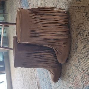 Koolaburra Fringe Suede Boots Size 8